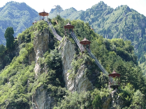 徒步登山